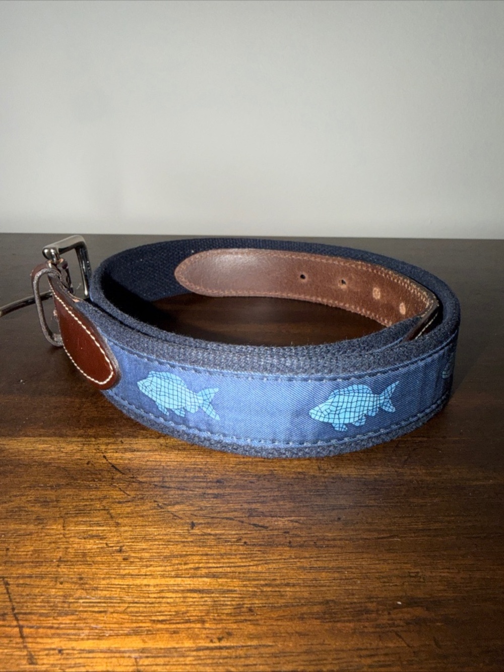 Vineyard Vines Fish Blue Belt Leather Size 34 Brown Leather Canvas